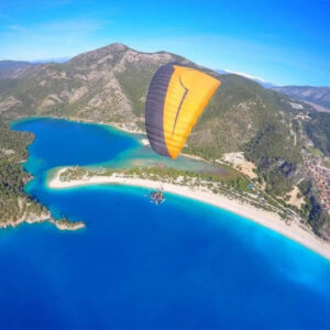 Marmaris Tatilinde Yama&ccedil; Paraş&uuml;t&uuml;